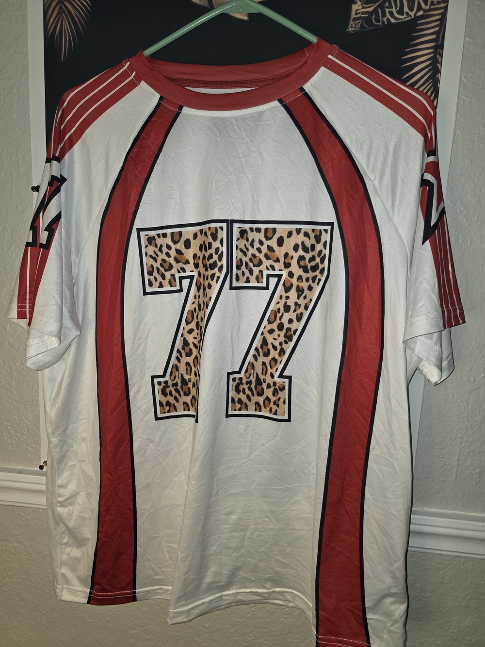 SHEIN White and Red Graphic Jersey with Leopard 77